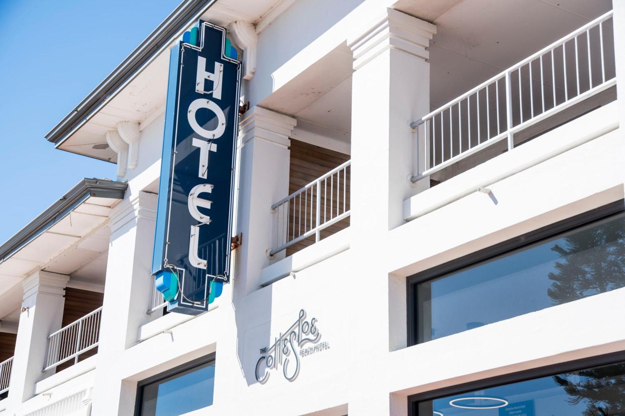 Cottesloe Beach Hotel Перт Экстерьер фото