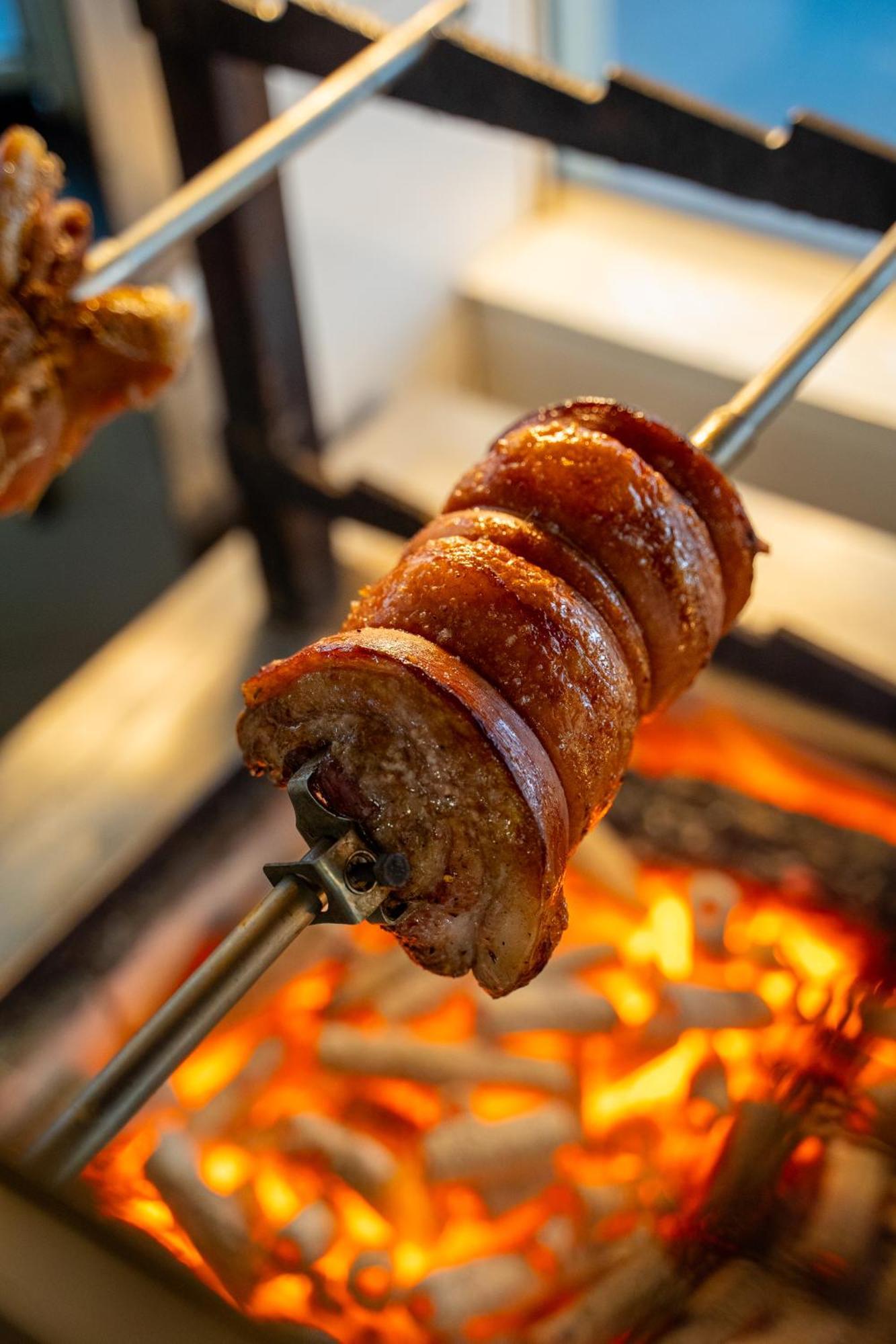 Cottesloe Beach Hotel Перт Экстерьер фото