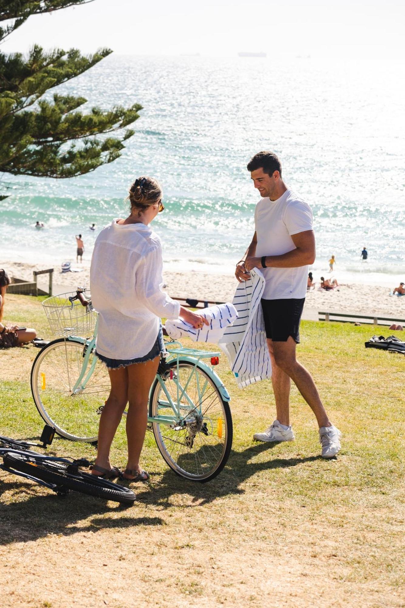 Cottesloe Beach Hotel Перт Экстерьер фото
