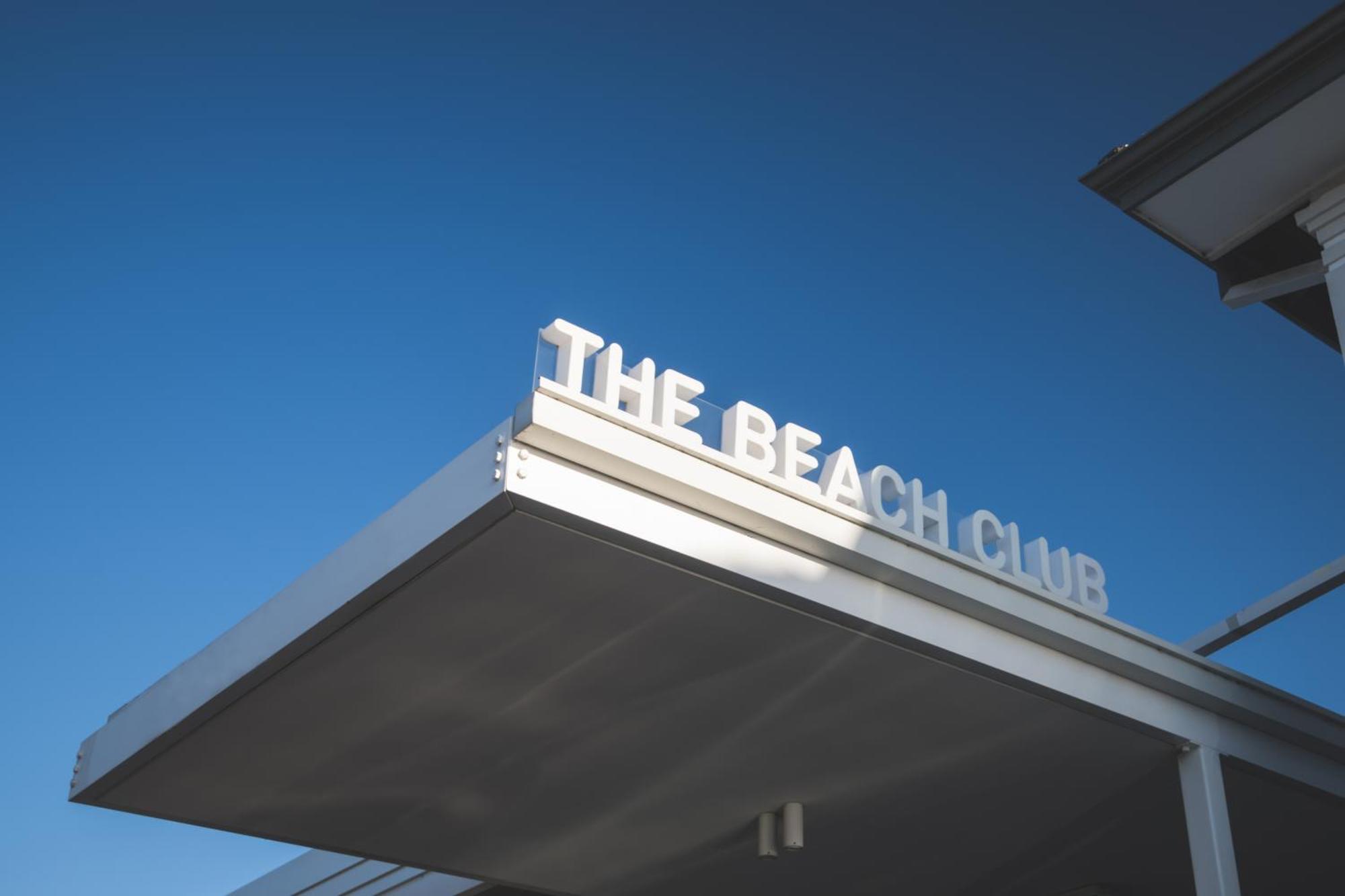 Cottesloe Beach Hotel Перт Экстерьер фото