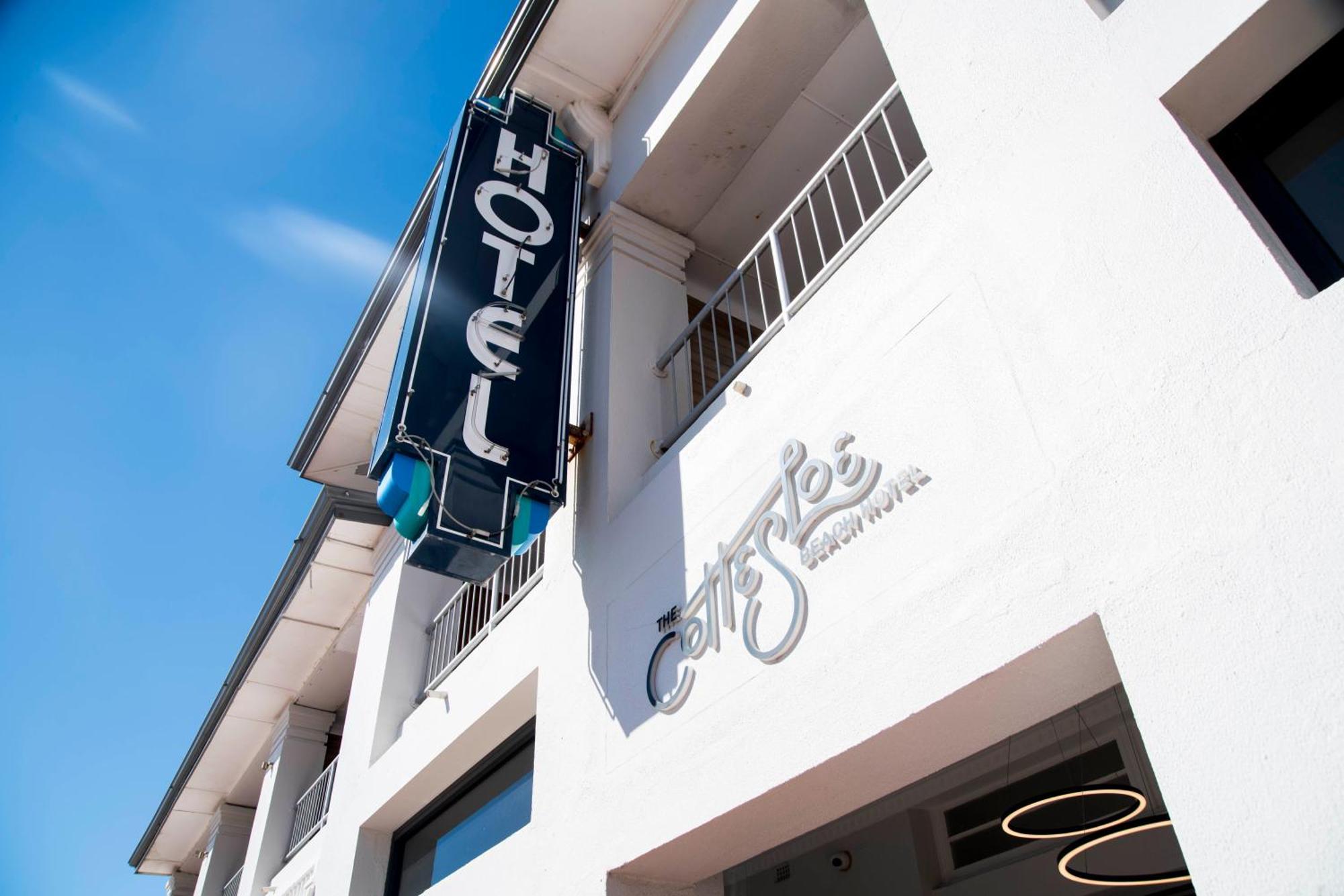Cottesloe Beach Hotel Перт Экстерьер фото