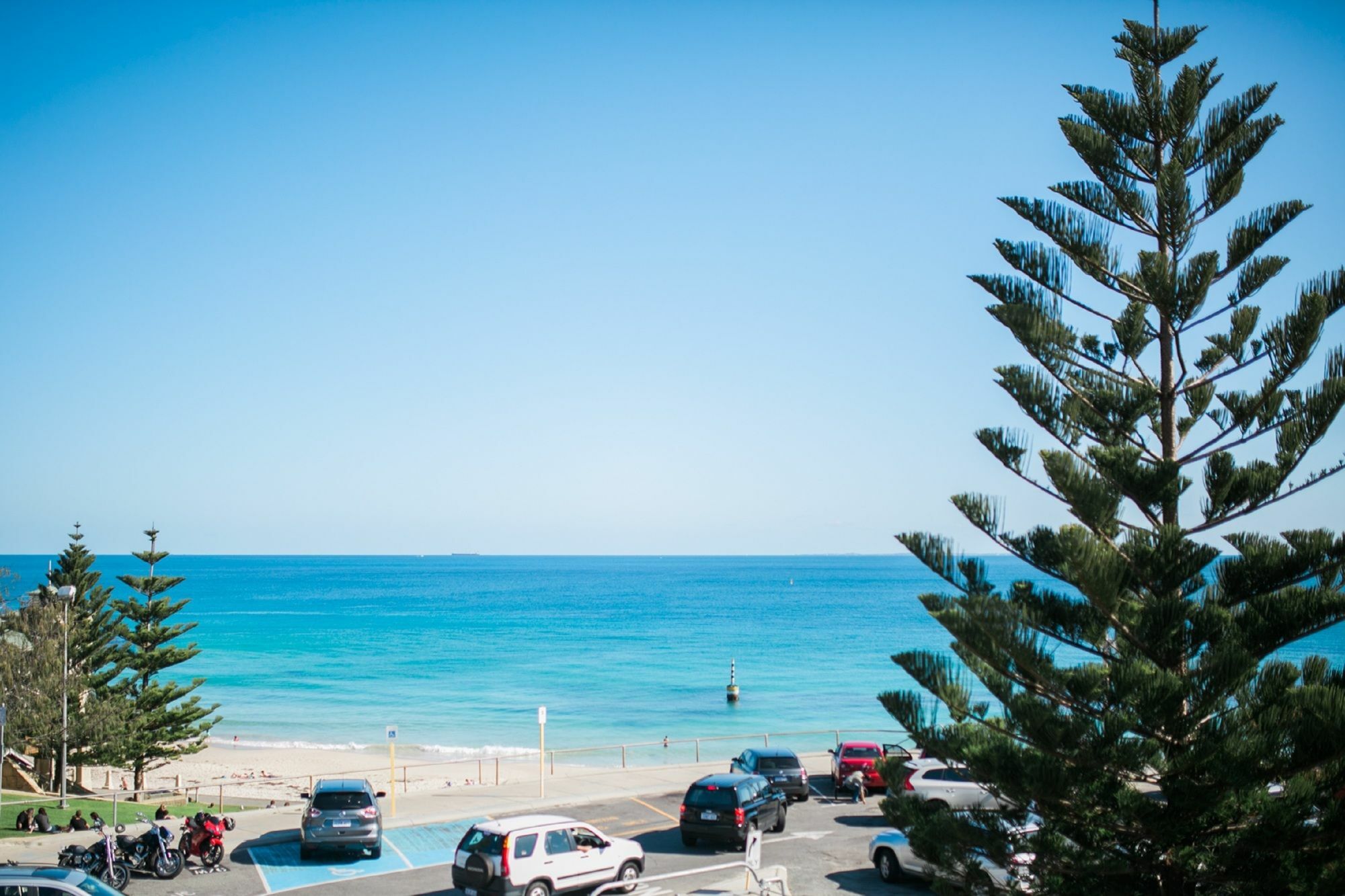 Cottesloe Beach Hotel Перт Экстерьер фото